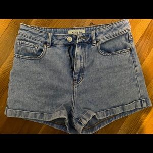 pacsun mom shorts!!